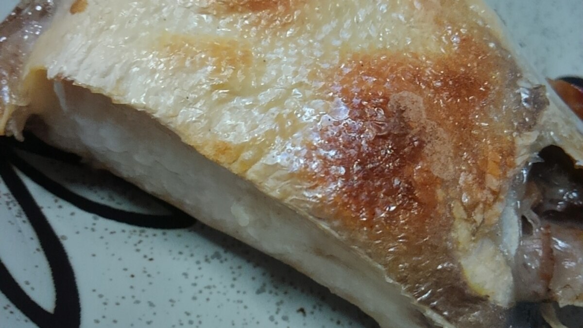 ぶりかま塩焼き 片付け楽チン グリルパン使用 レシピ 作り方 By 1つ 楽天レシピ ぶりかま塩焼き 片付け楽チン グリルパン使用 レシピ 作り方 By 1つ 楽天レシピ