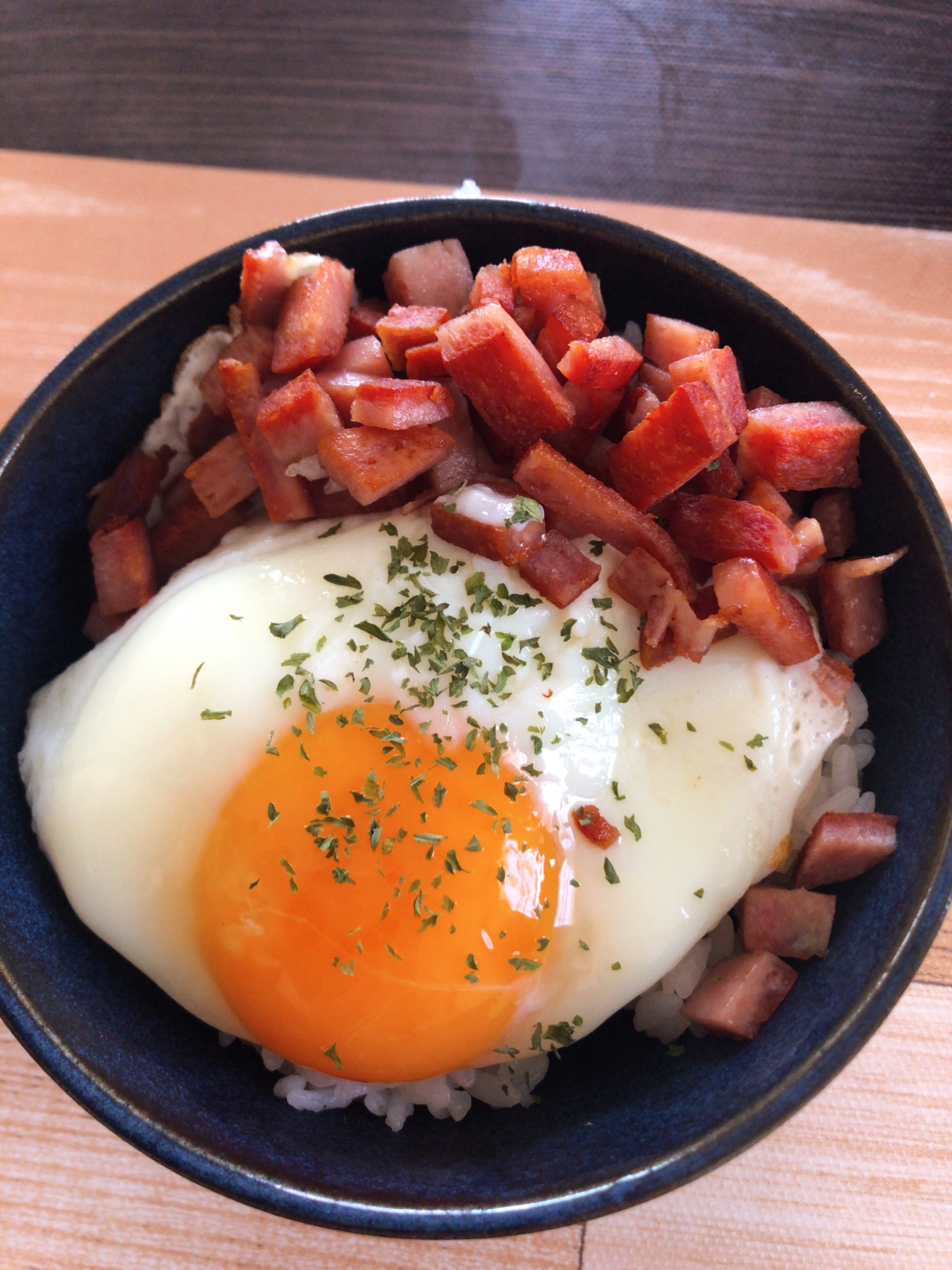 目玉焼きどんぶり