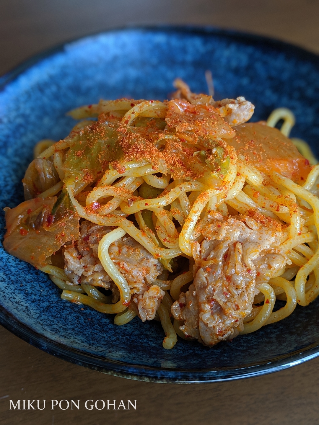 レンチンするだけ！豚キムチ焼きそば