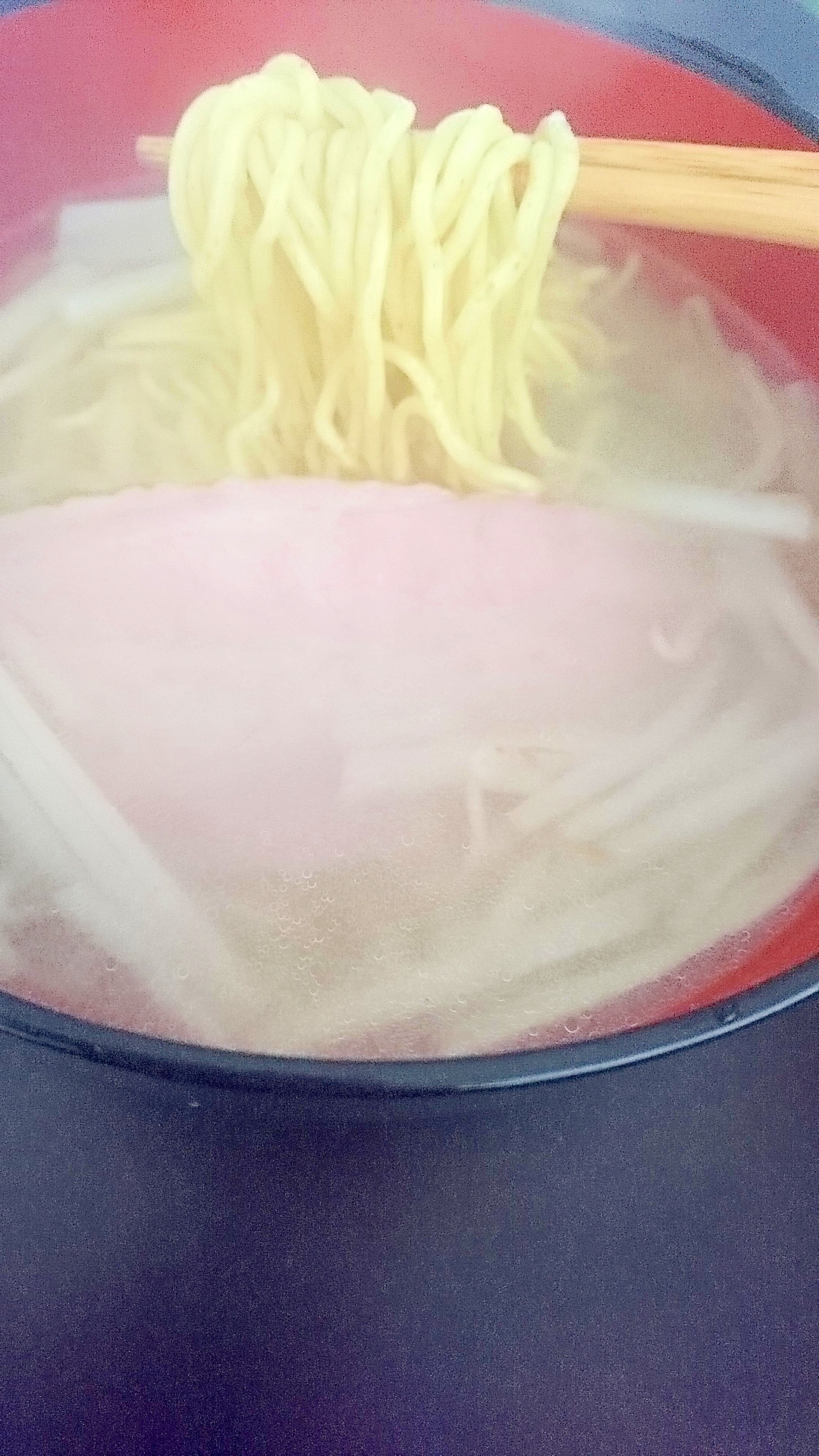 【麺料理】ラ王柚子塩味でベーコンラーメン