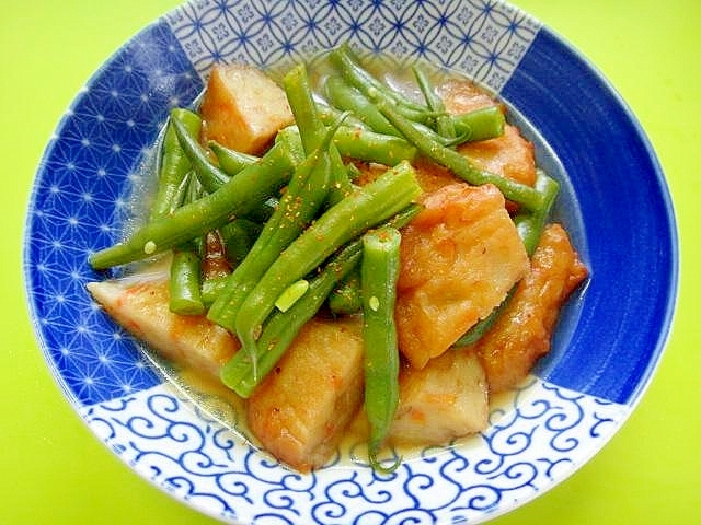いんげんとさつまあげの麺つゆ煮