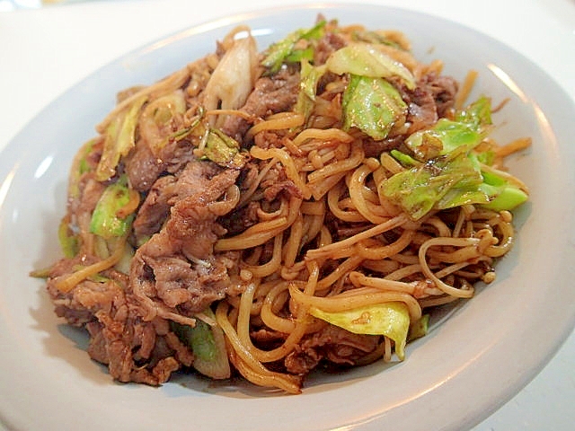 牛ロースと野菜のソース焼きそば