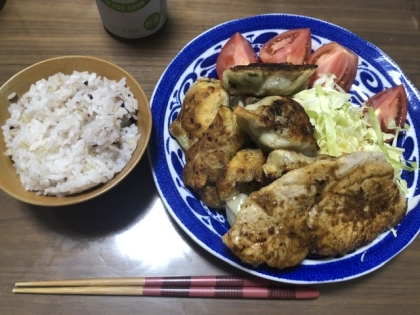 手作りで皮も作った方が餃子は美味しい！めっちゃハマりそうです☺︎♡