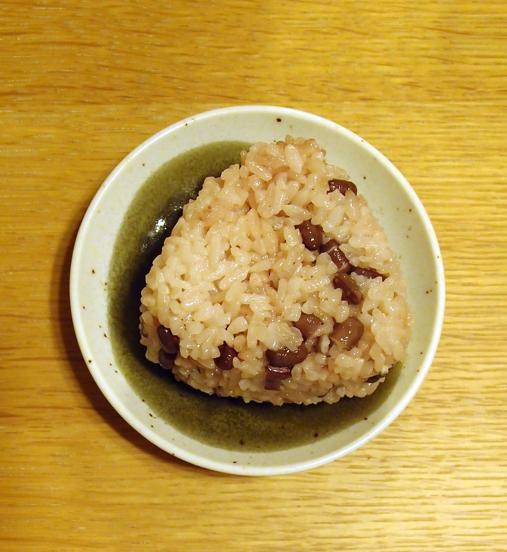 お赤飯とかぼちゃの煮もので☆いとこ煮おにぎり