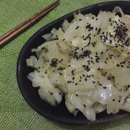 にんにくの香りとキャベツのシャキシャキ感、鶏がらのいいお味でご飯が進みました(*´꒳`*)ごちそうさまです！