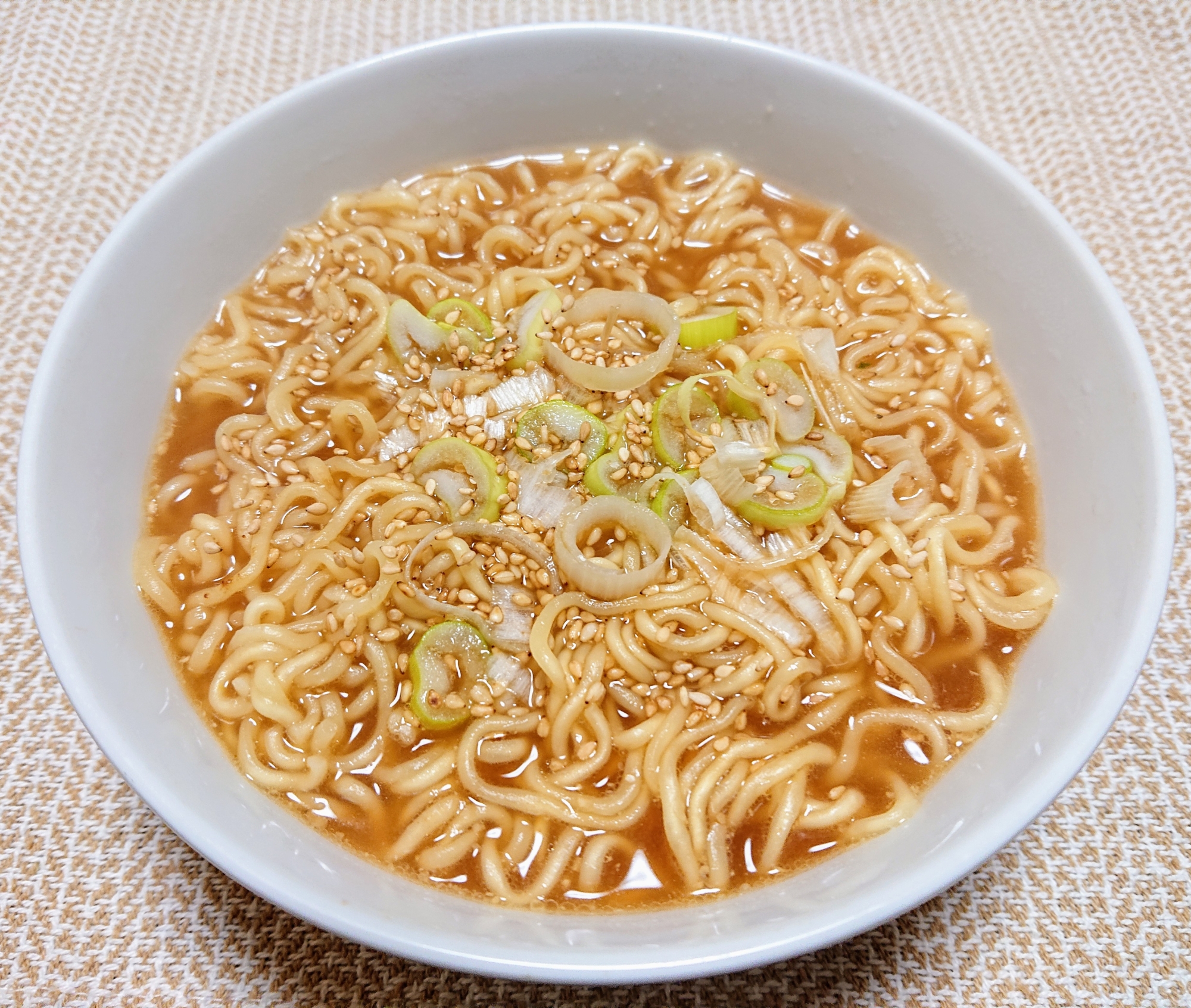 インスタントで☆ごまゴマ胡麻セサミ味噌ラーメン