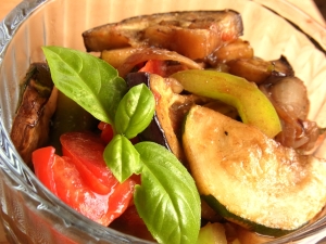 イタリア風野菜炒めマリネで冷蔵庫を美味しくお掃除♪