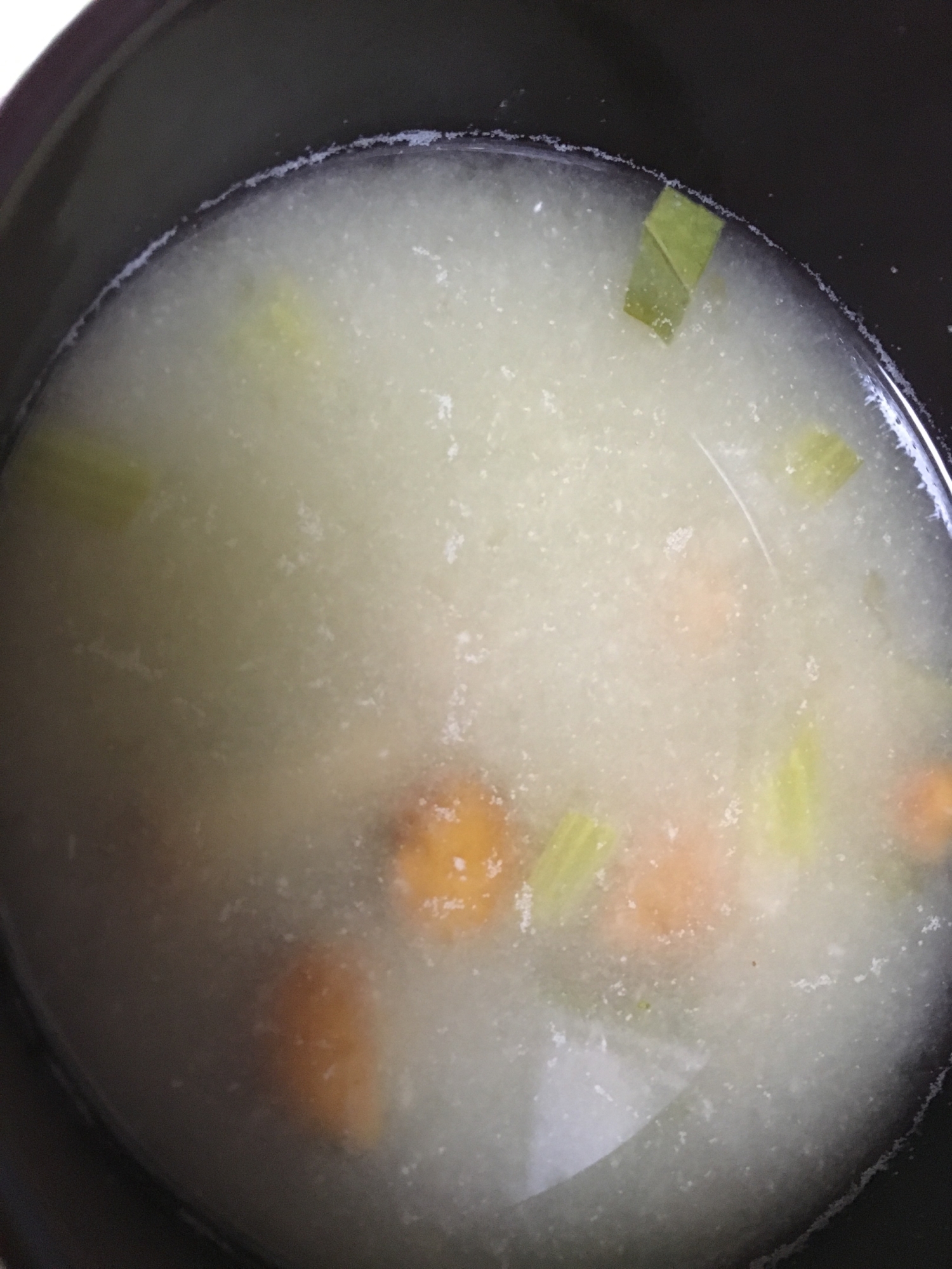 ナメコと白菜の簡単味噌汁