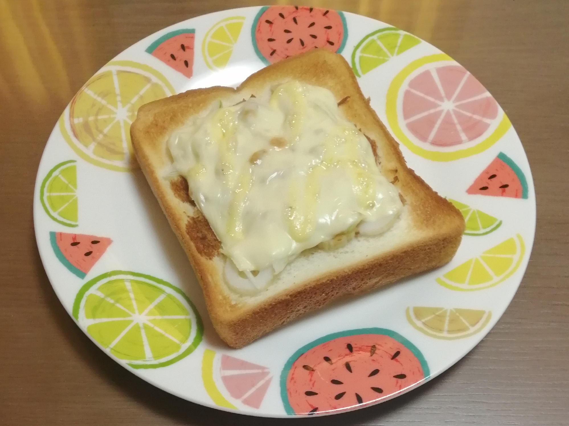 いりこ風味玉ちくトースト