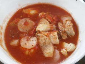海老と鶏肉のトマトスープ