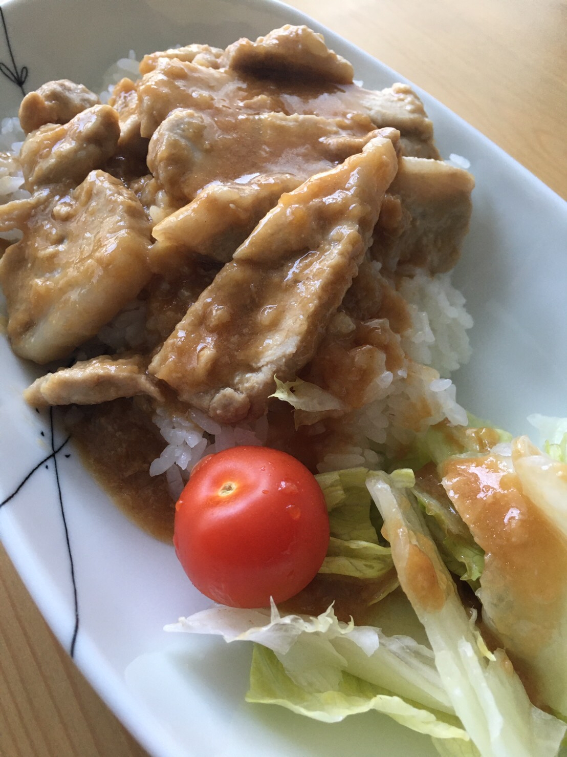 豚の生姜焼きで丼