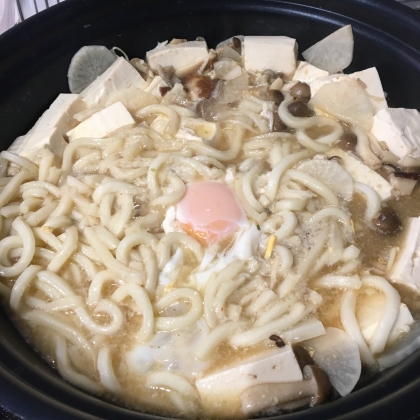 鍋の〆と違って鍋焼きうどんにするとまた美味しいですね(*^^*)