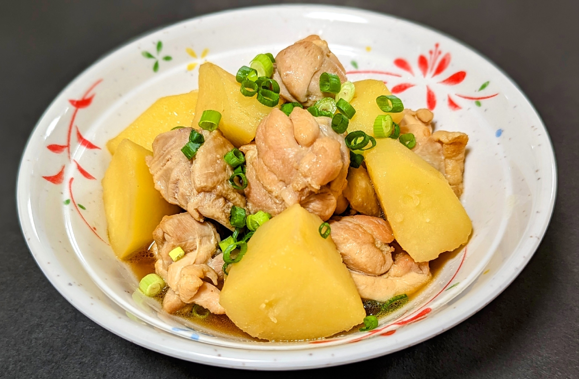 鶏もも肉とじゃがいもの甘辛煮♪