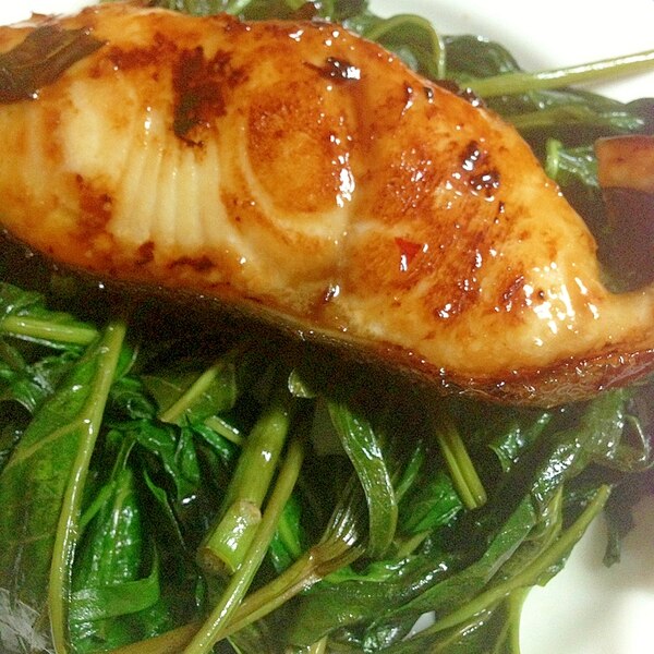 銀だらのスイートチリ照り焼き レシピ 作り方 By 子リスの台所 楽天レシピ 銀だらのスイートチリ照り焼き レシピ 作り方 By 子リスの台所 楽天レシピ