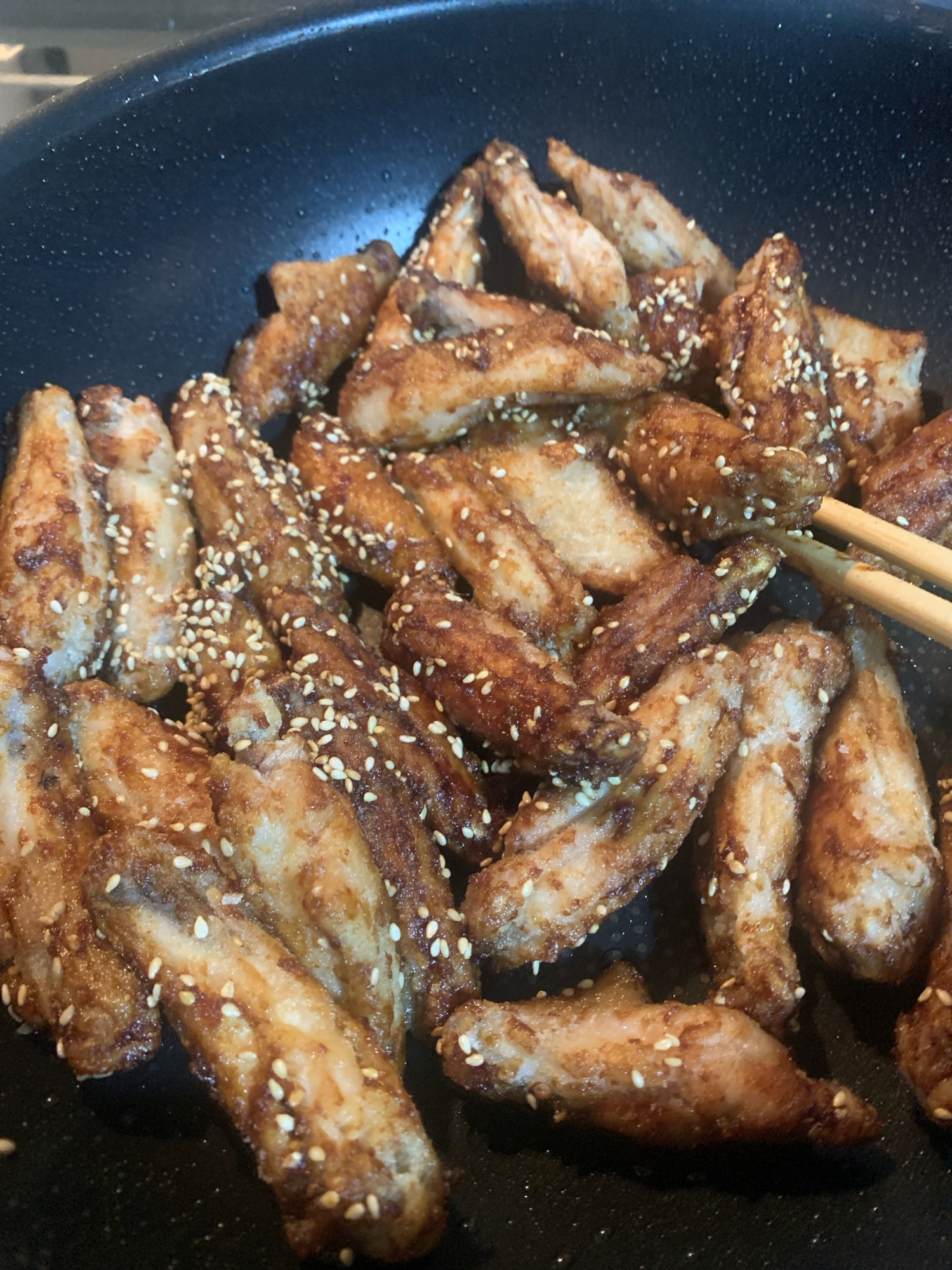 ご飯がすすむ手羽中の甘辛いため♡