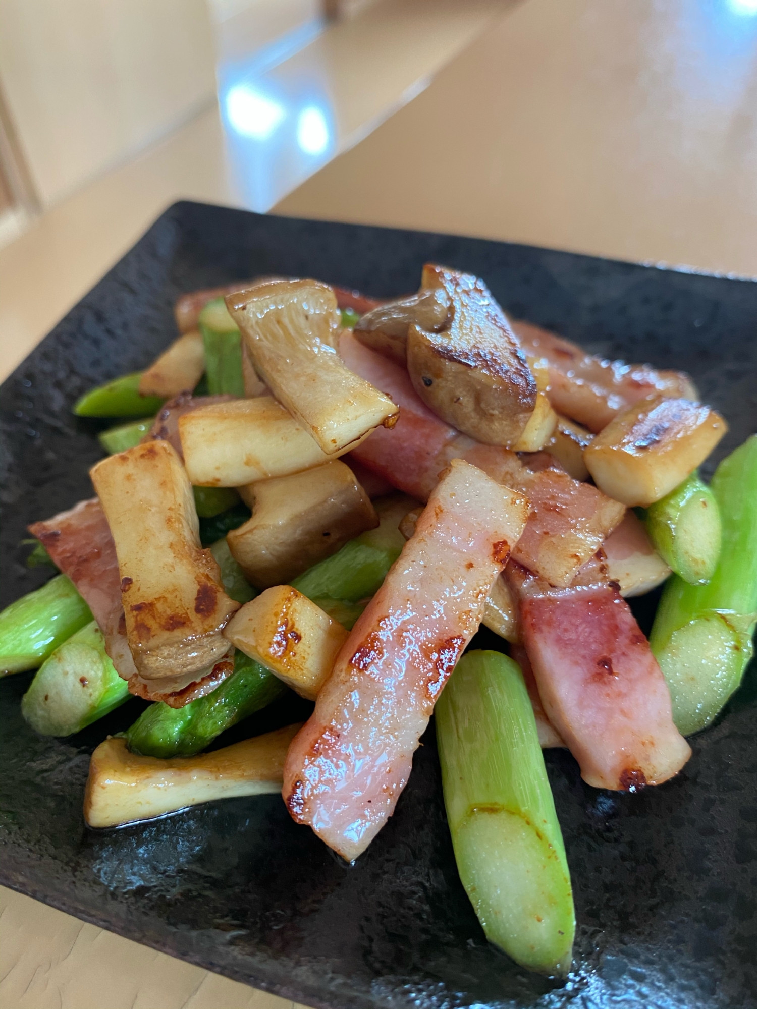 アレンジ！エリンギバター醤油炒め