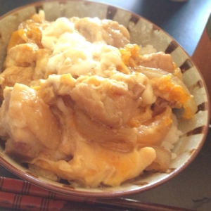 簡単にお店の味☆とろ〜り親子丼