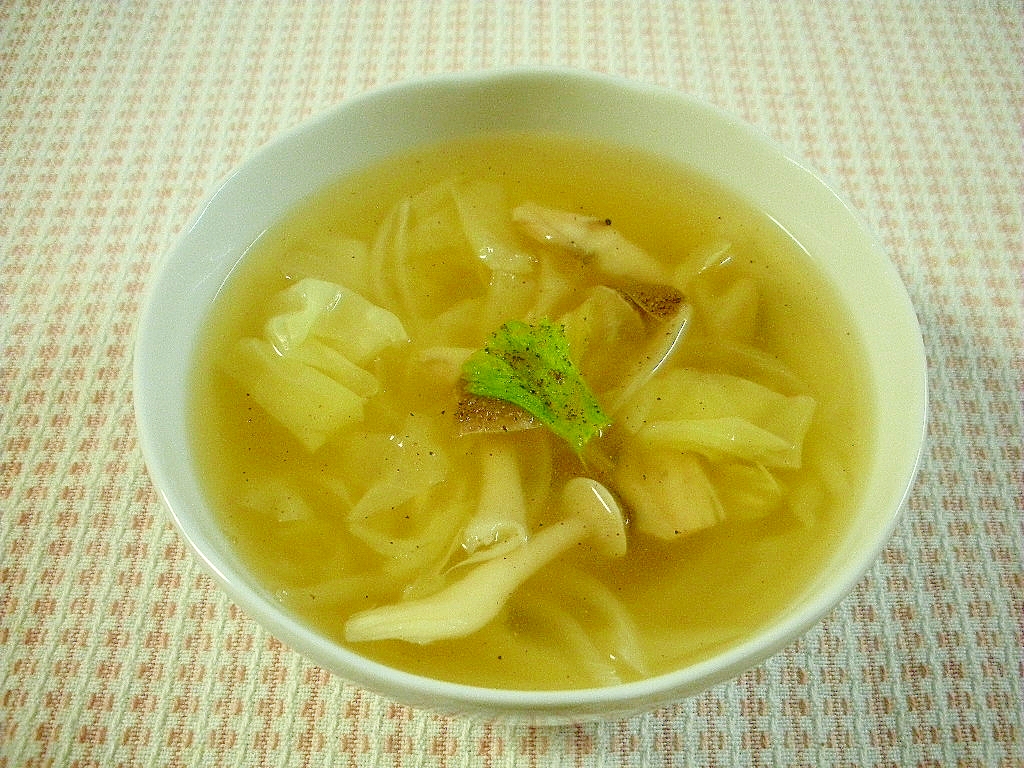 【お手伝いレシピ】キャベツとしめじのスープ