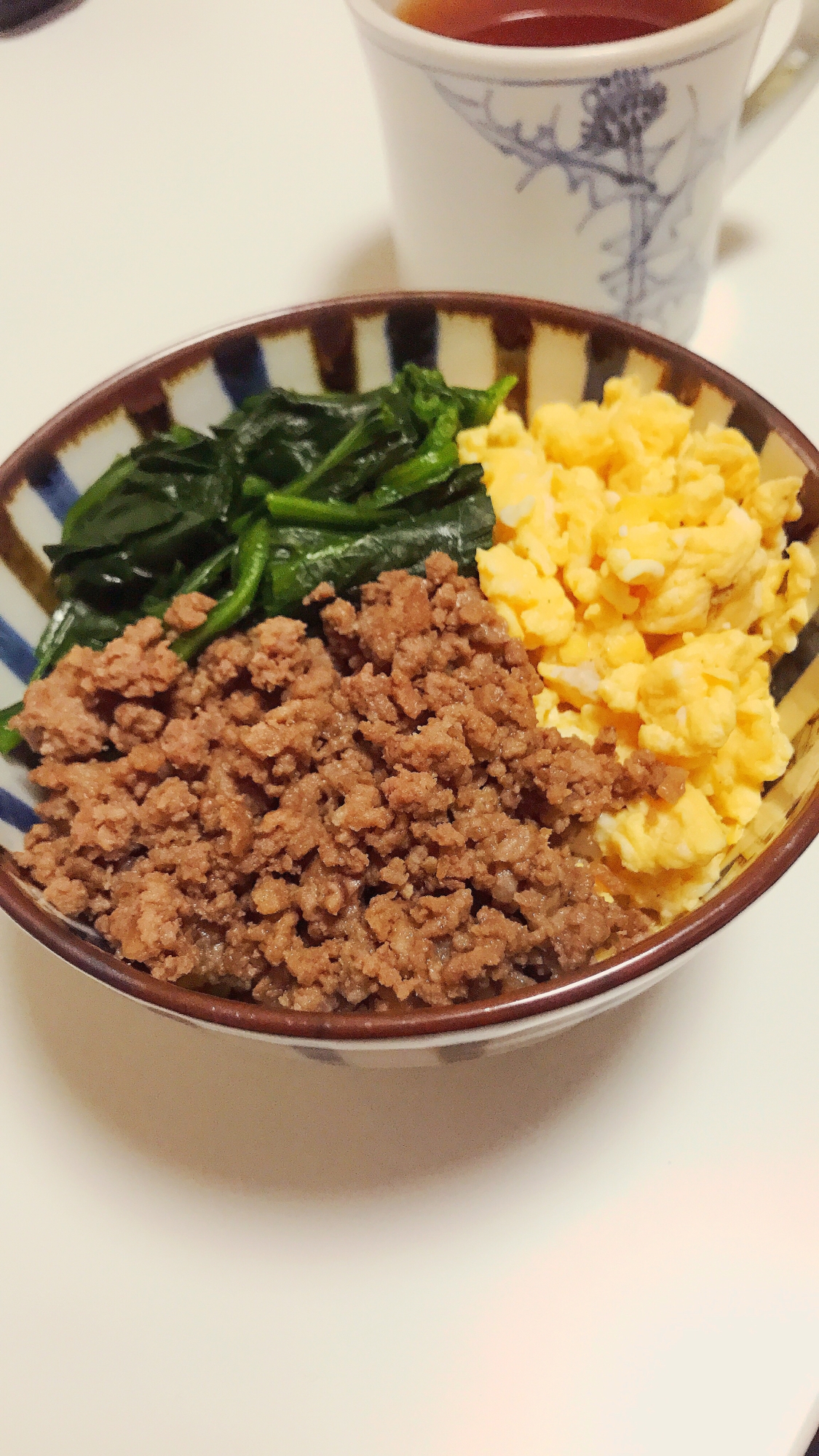 ミンチで美味しい！三色そぼろ丼