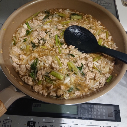 もやしとニラのひき肉あんかけ丼