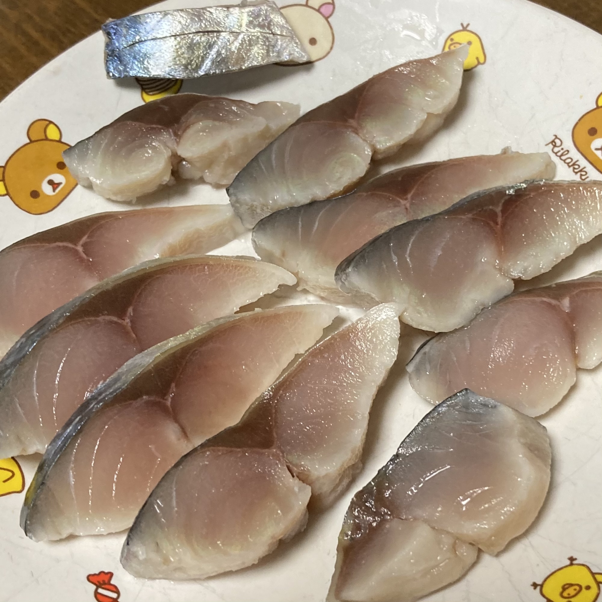 釣った鯖でシメサバ(きずし)