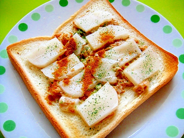 カレー風味☆ツナ餅トースト