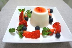 ♡ホワイトデーにいかが！？　白～いプリン♡