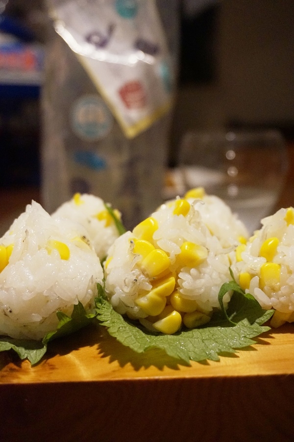 【青森食材】とうもろこしとじゃこの手毬寿司