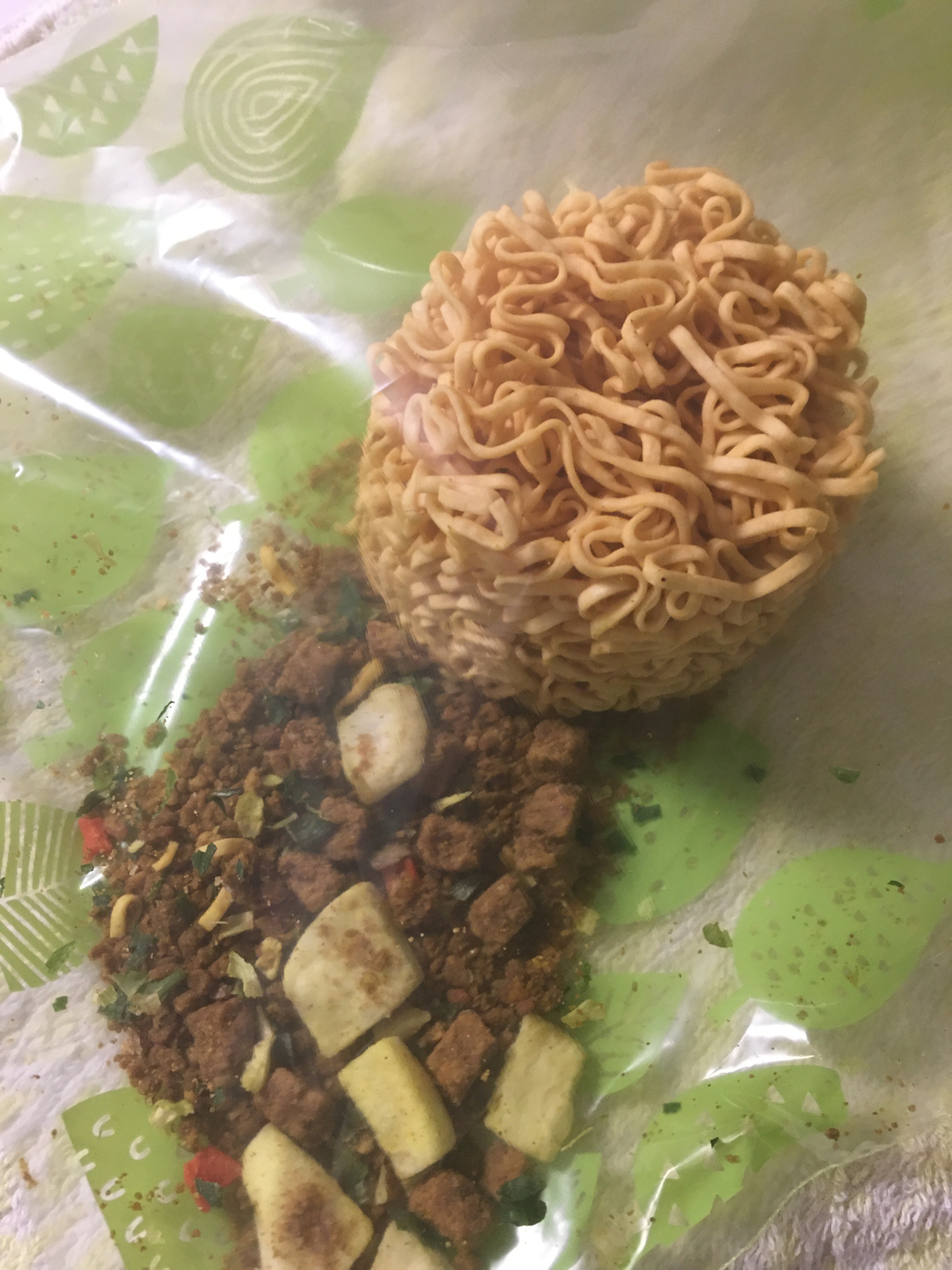 日清カップヌードルカレーアレンジ カレードリア レシピ 作り方 By やっさん0517 楽天レシピ