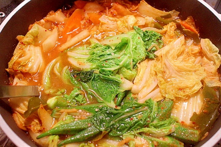 白菜たっぷりラムキムチ鍋 レシピ 作り方 By Seika A 楽天レシピ