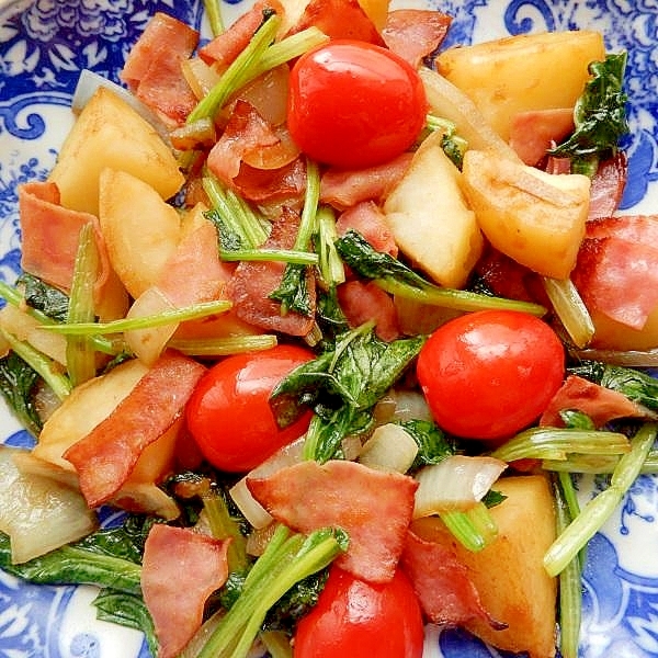 焼き肉のタレで５分！？ふかしたジャガ芋の炒め物♪