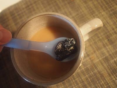 おはようございます　ゆず茶がなくて。。。毎度ながらズレちゃってるけど堂々とデェ～ンときちゃいました（笑）ゆず茶やしょうが茶（ジャムみたなの）興味はあるけど末体験