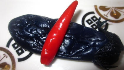 小振りのなすで作ってみました。簡単で美味しくできました。