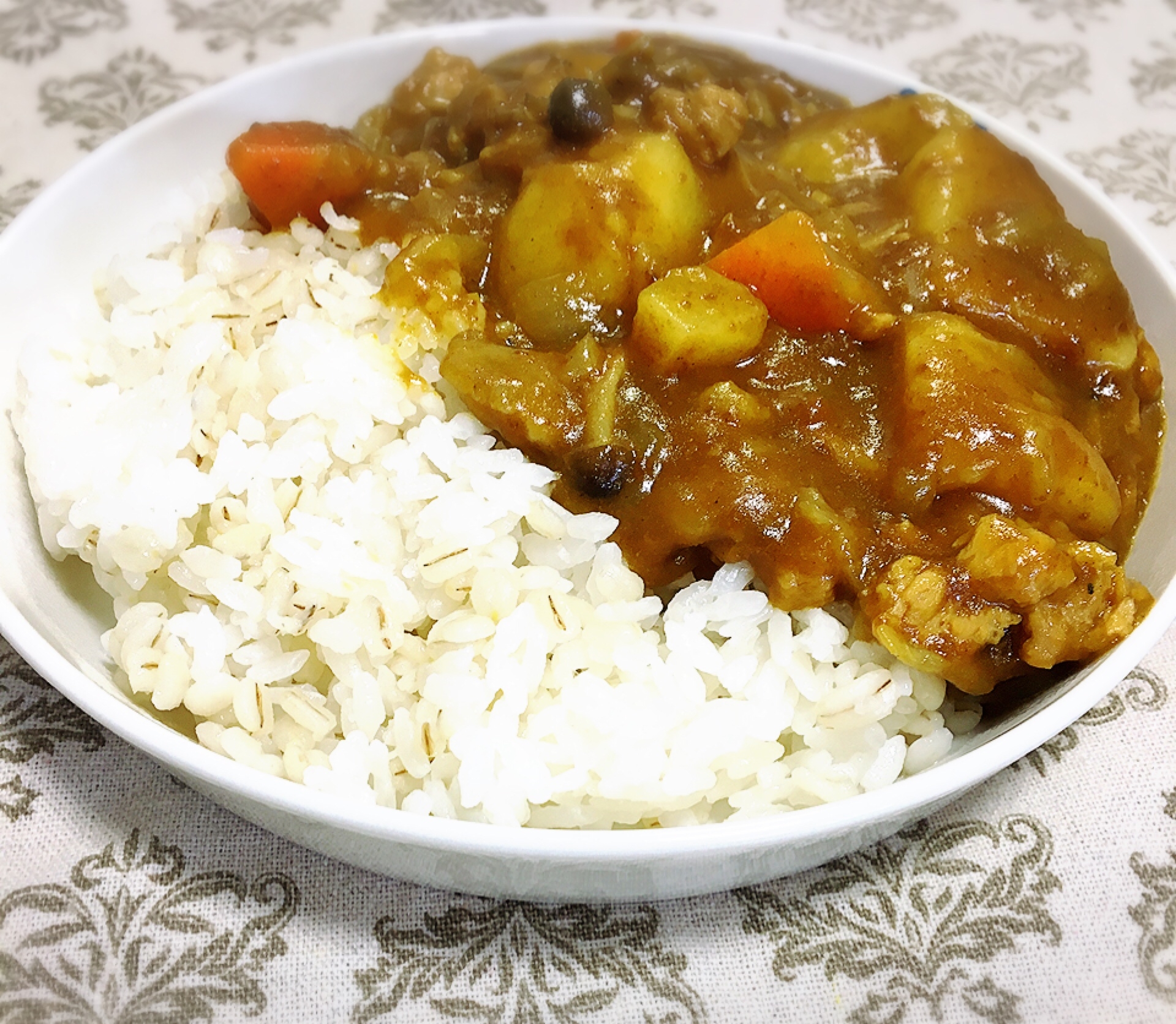 ベジミートで野菜とキノコのカレー