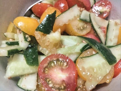 白だしで簡単♡きゅうりとミニトマトのサラダ