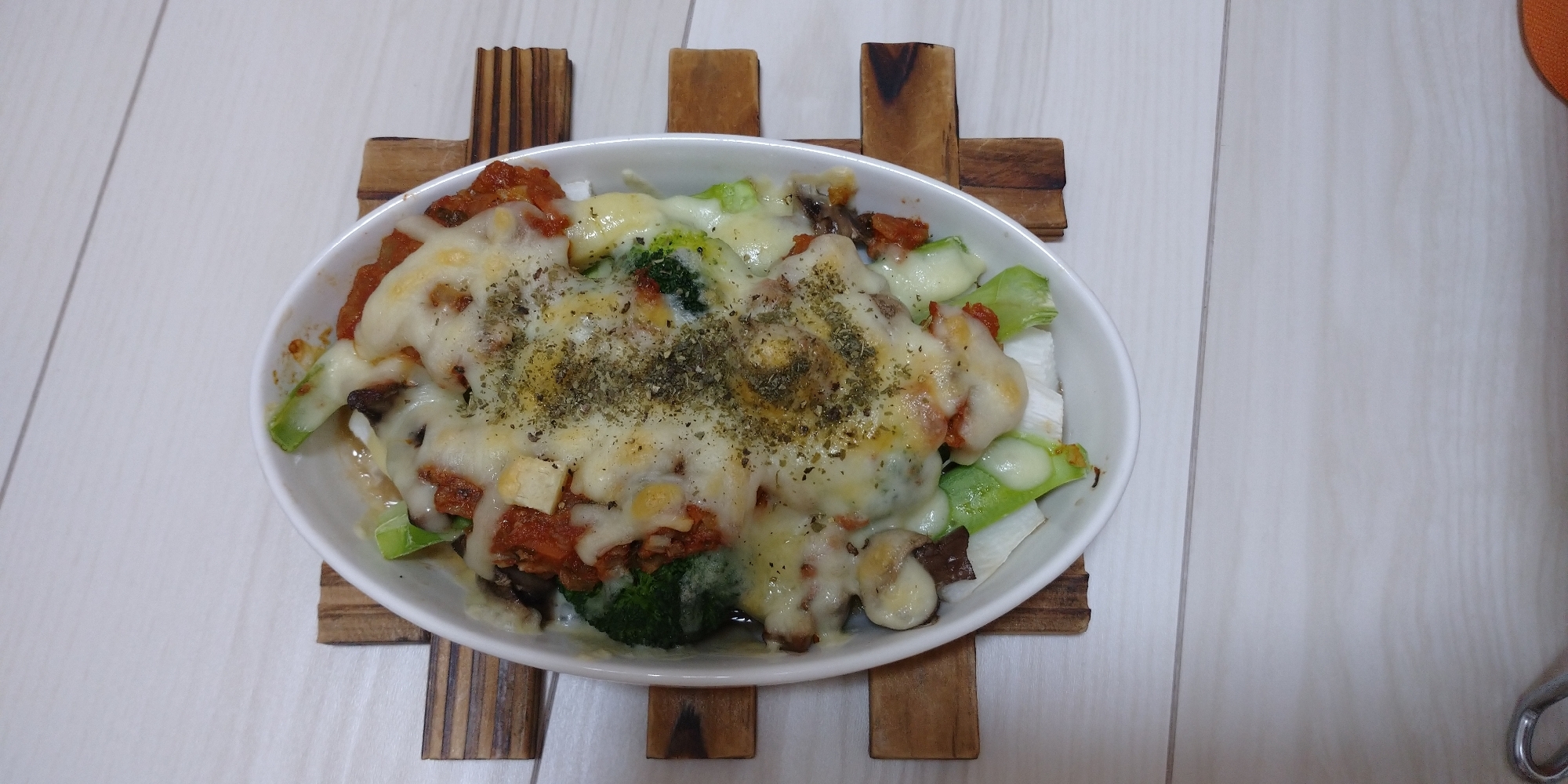 長いもとブロッコリーのミートソース焼き