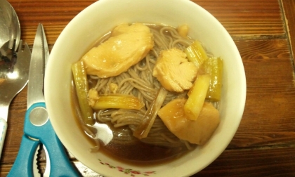 こんなに手間暇かけて蕎麦つゆを作ったのは初めてでした。香りもよく、こどもたちも美味しい！と一生懸命食べてました！レシピ感謝です~