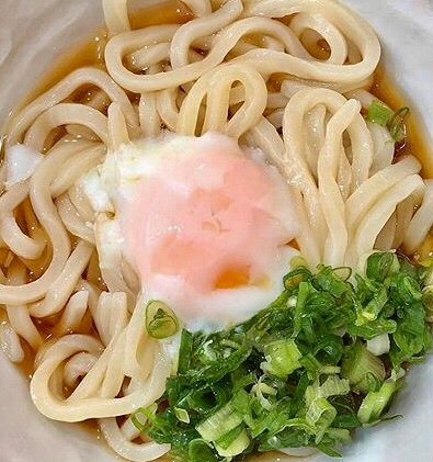 めんつゆで温玉うどん