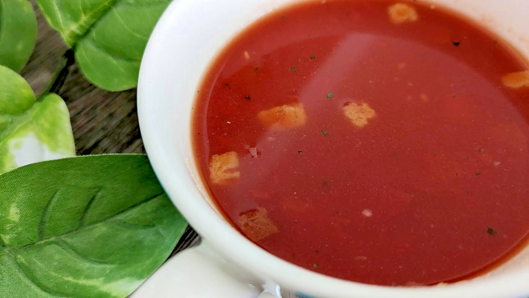 インスタントスープの素で超簡単♡激ウマトマトスープ