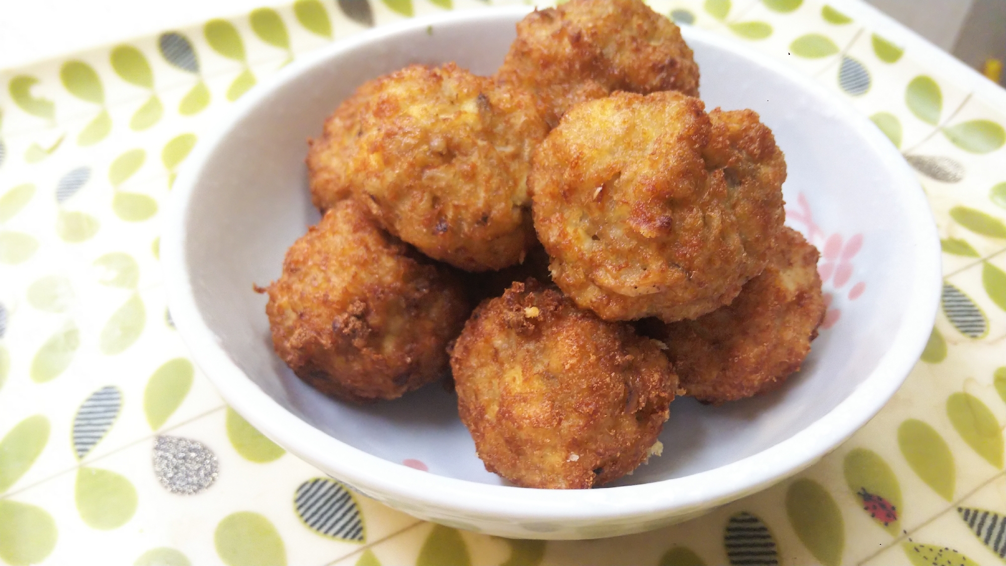 れんこんと豆腐の揚げだんご レシピ 作り方 By うろちょろ 楽天レシピ れんこんと豆腐の揚げだんご レシピ 作り方 By うろちょろ 楽天レシピ