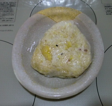 揚げ玉でおにぎり