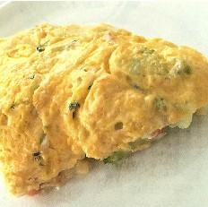 野菜入りチーズオムレツ