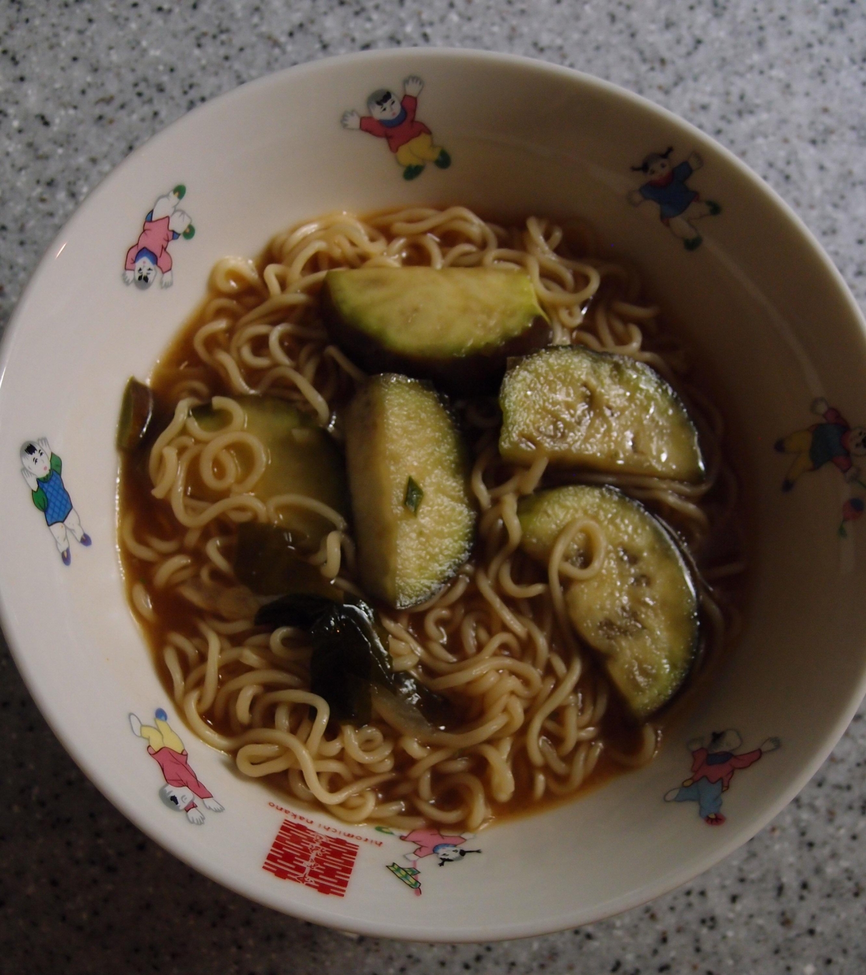 水茄子とワカメの味噌ラーメン