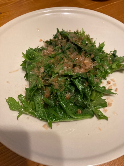 わさび菜と花かつおのゴマ油炒め