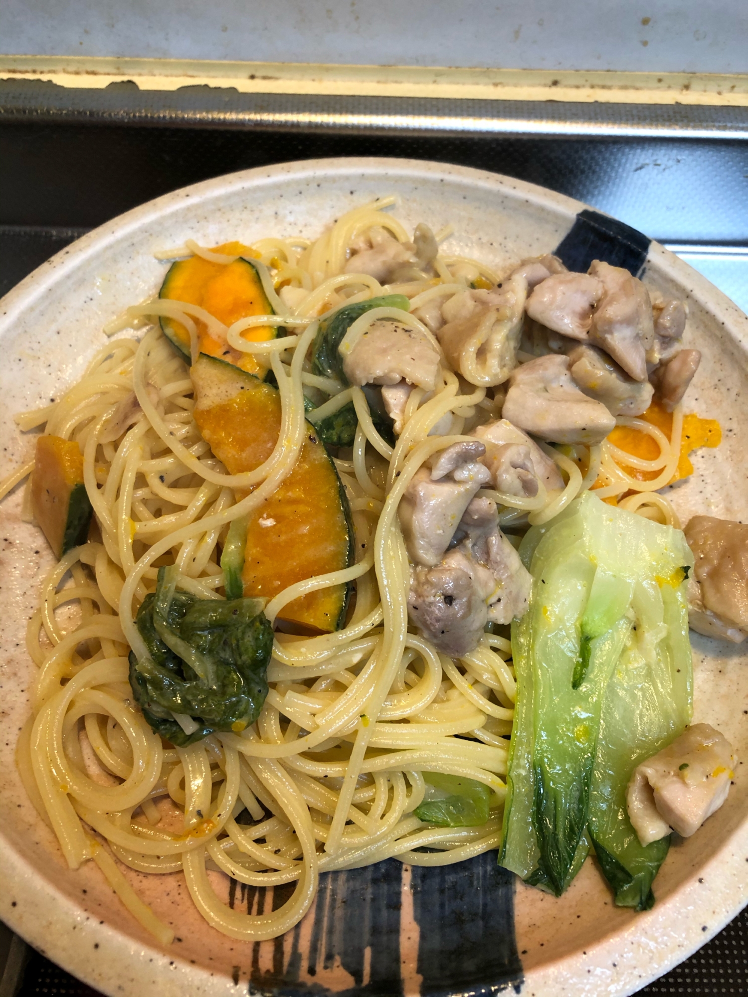 鶏肉とカボチャと青梗菜のクリームパスタ^_^