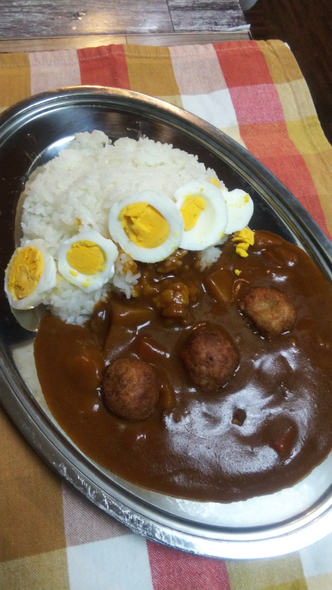 ちょい足し☆肉団子と茹で卵のカレー