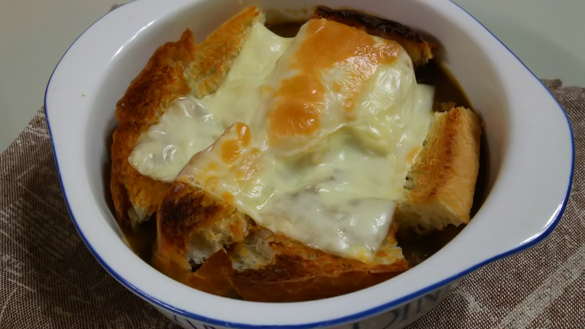 簡単♪余ったカレーとお餅の消費に焼きカレー♪