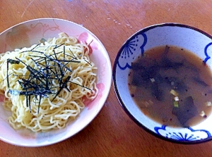 シンプル簡単☆冷た〜い味噌ワカメつけ麺