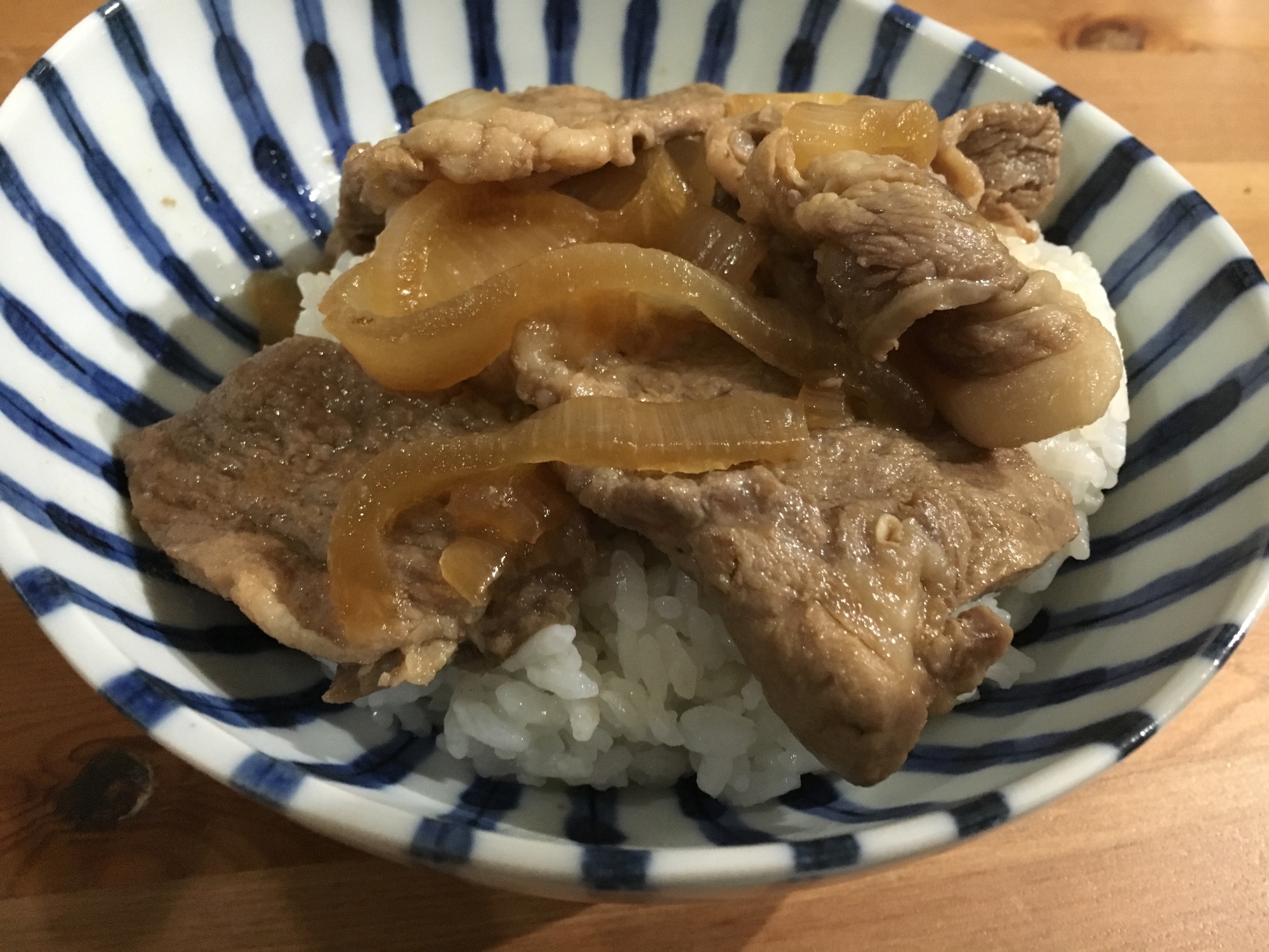 簡単！焼肉用の豚肉を使って煮豚丼