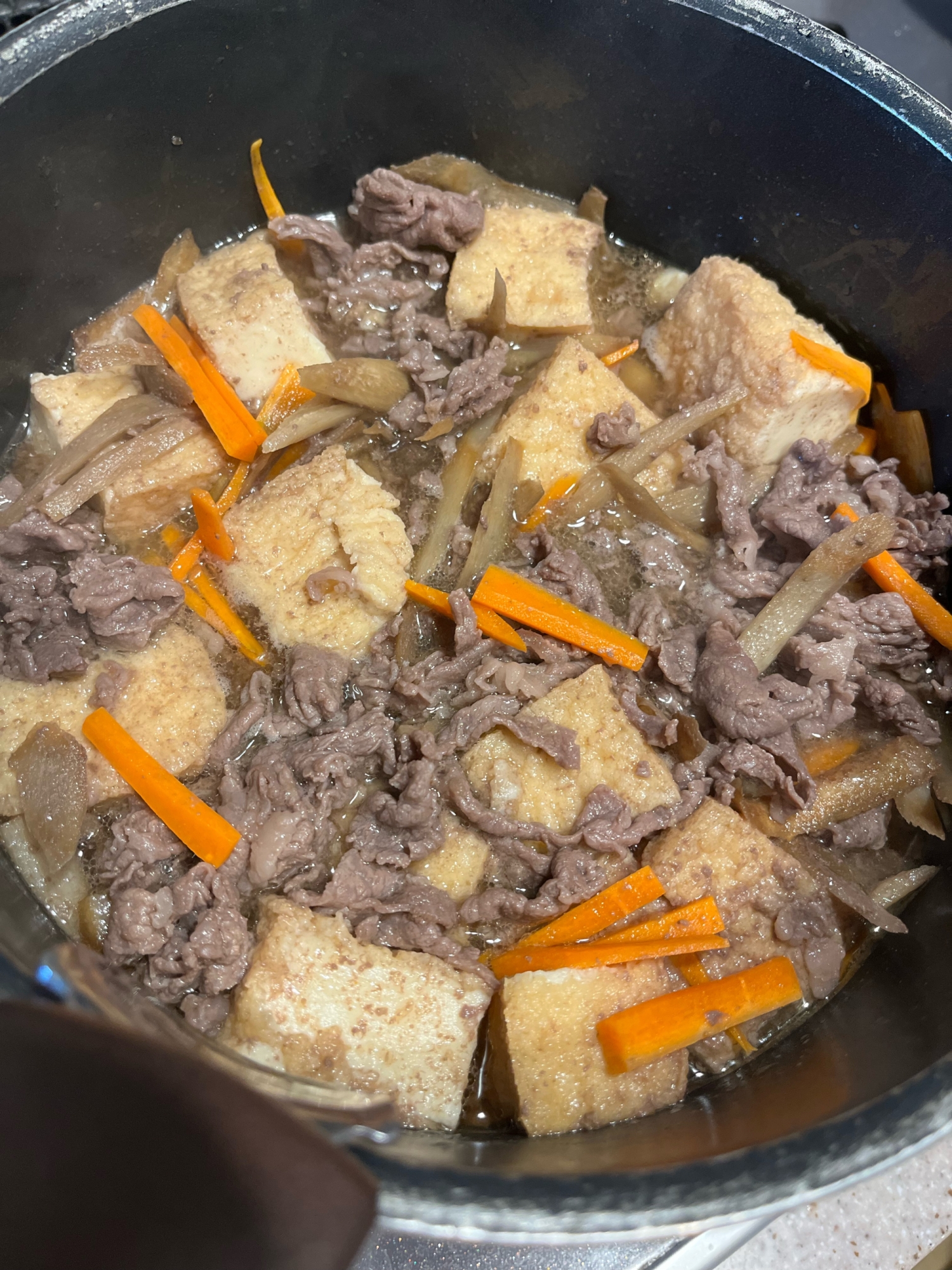 牛肉とごぼうと厚揚げと人参の甘辛煮